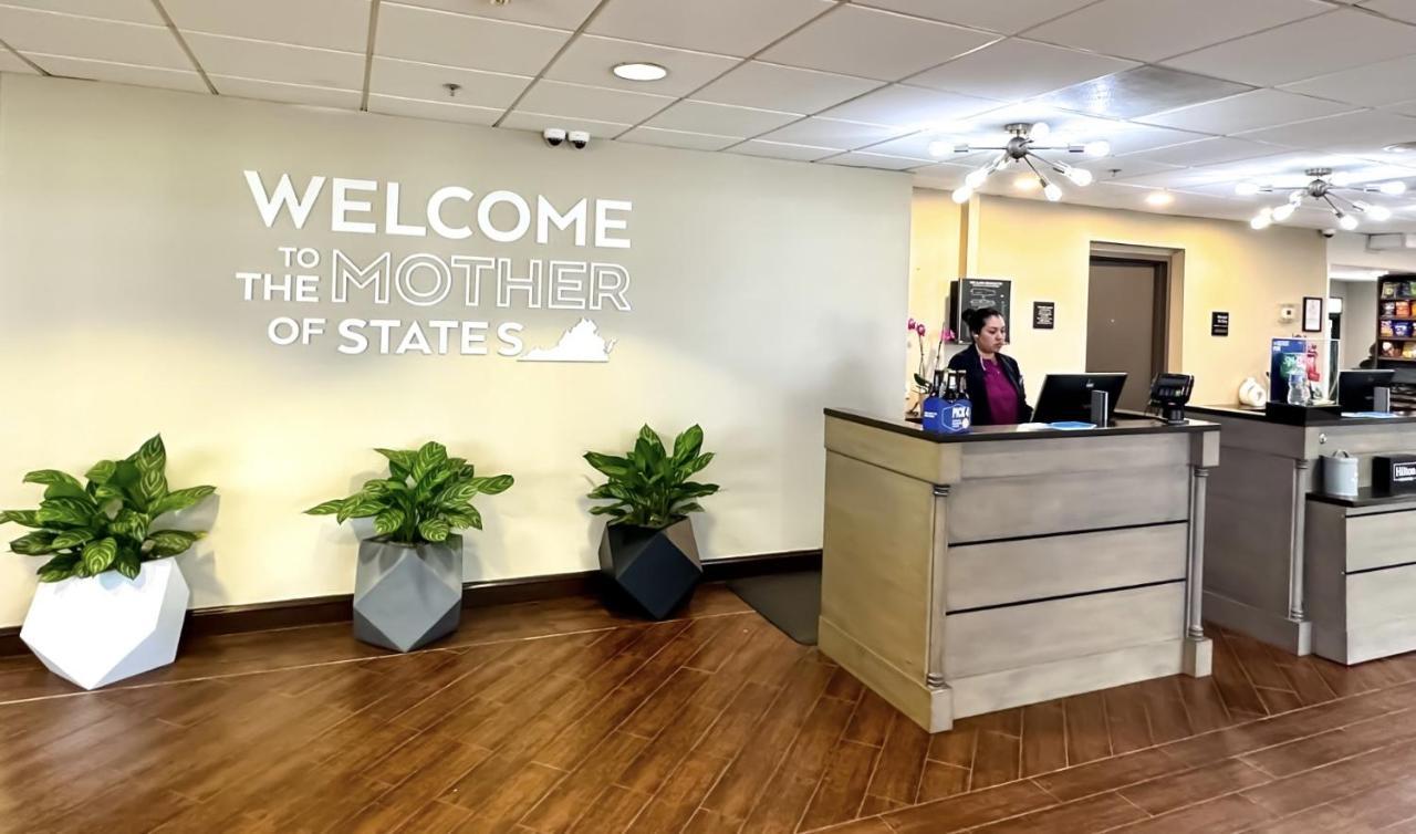 Hampton Inn & Suites Alexandria Old Town Area South Εξωτερικό φωτογραφία