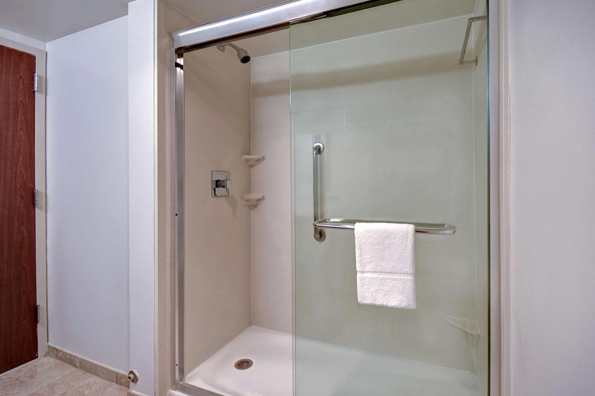 Hampton Inn & Suites Alexandria Old Town Area South Εξωτερικό φωτογραφία