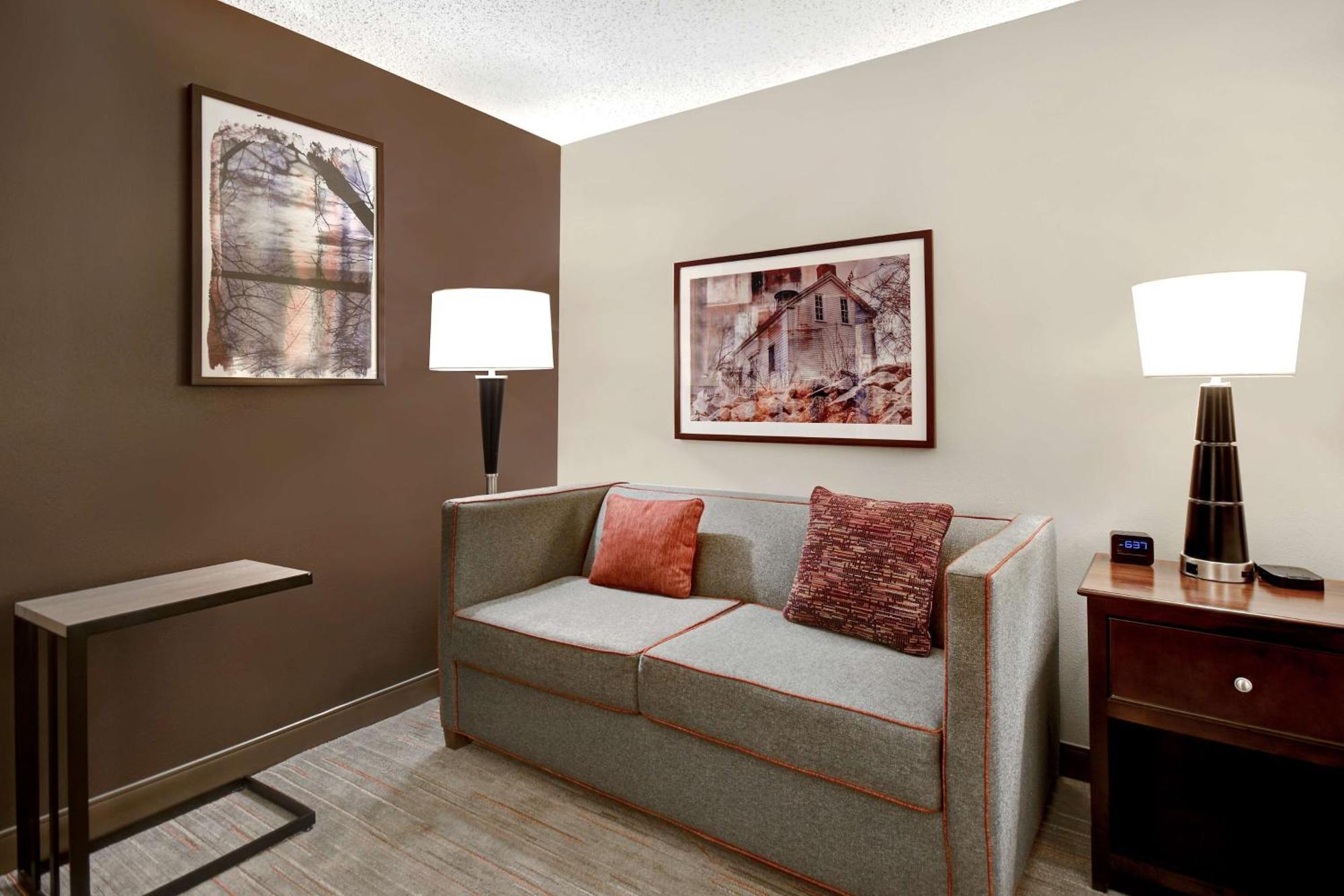 Hampton Inn & Suites Alexandria Old Town Area South Εξωτερικό φωτογραφία
