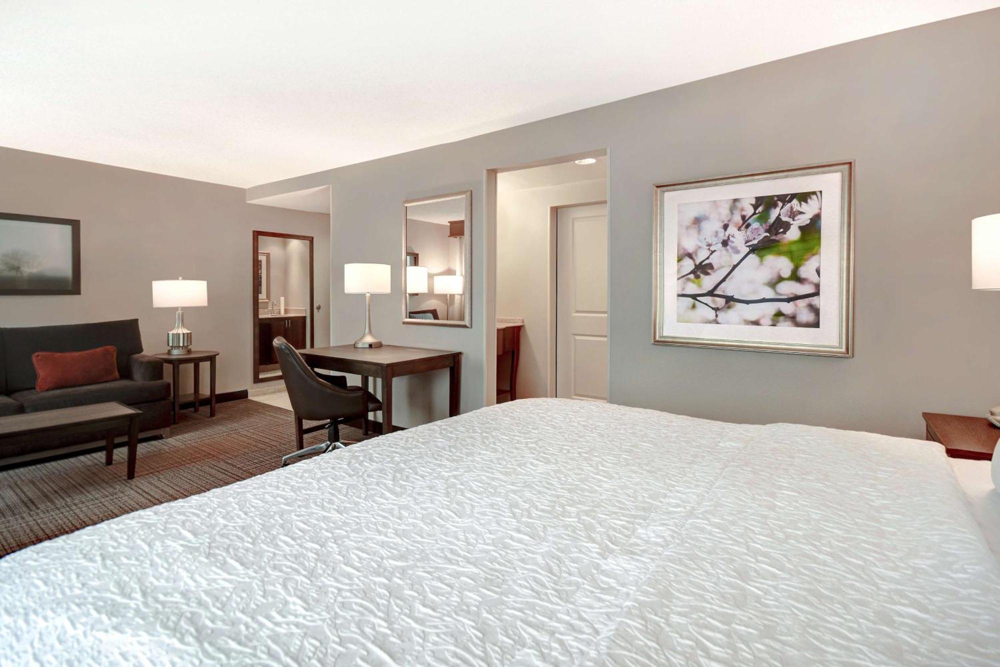 Hampton Inn & Suites Alexandria Old Town Area South Εξωτερικό φωτογραφία
