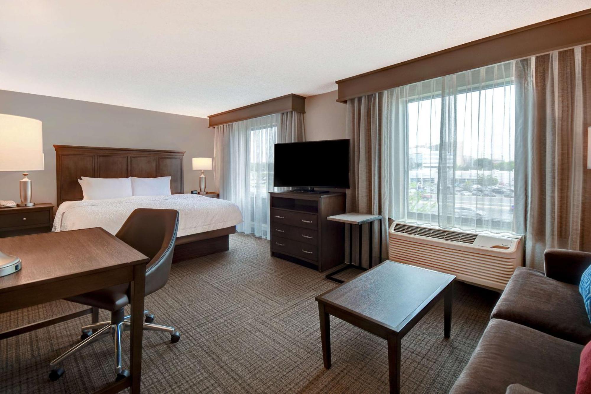 Hampton Inn & Suites Alexandria Old Town Area South Εξωτερικό φωτογραφία
