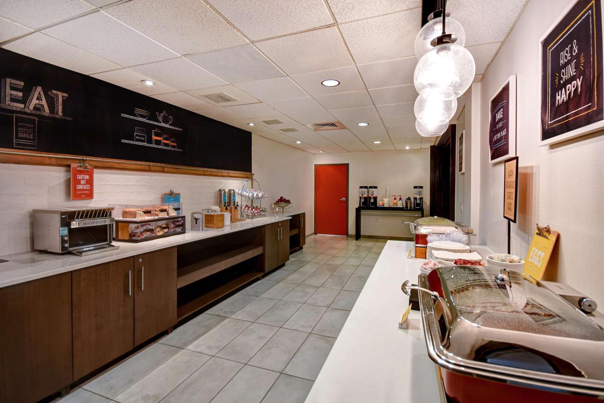 Hampton Inn & Suites Alexandria Old Town Area South Εξωτερικό φωτογραφία