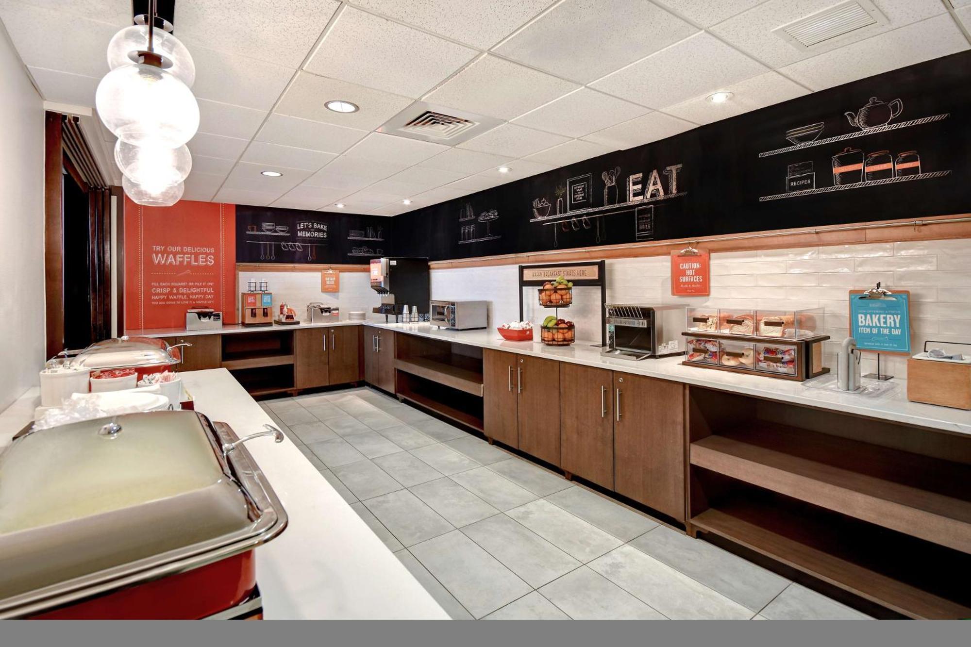 Hampton Inn & Suites Alexandria Old Town Area South Εξωτερικό φωτογραφία