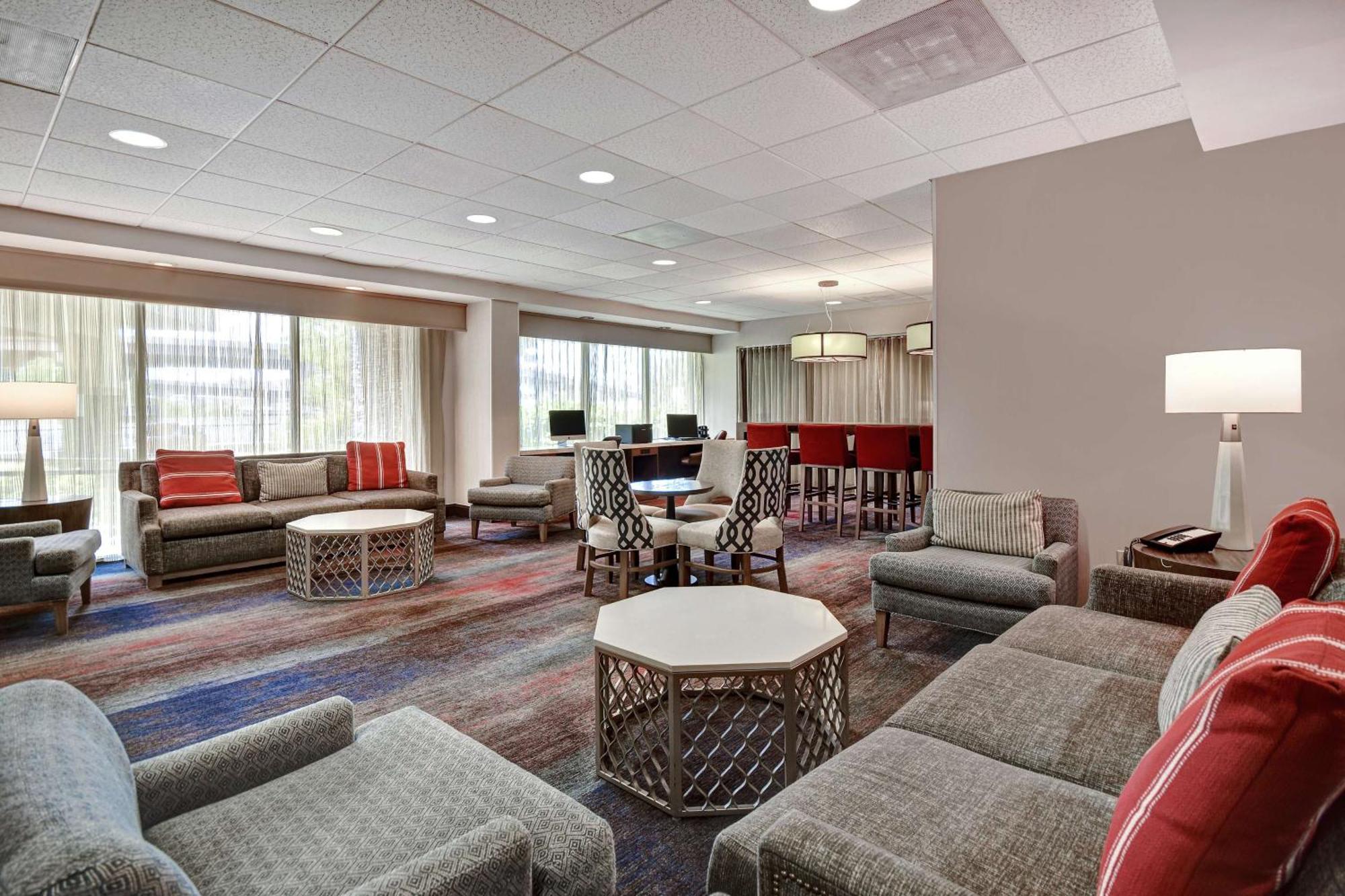 Hampton Inn & Suites Alexandria Old Town Area South Εξωτερικό φωτογραφία