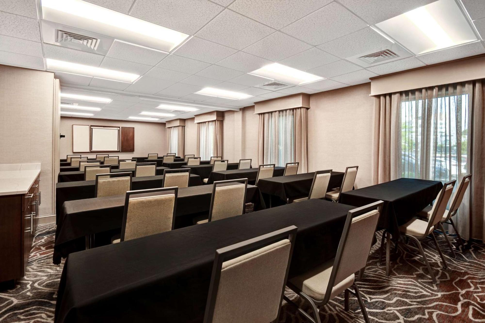 Hampton Inn & Suites Alexandria Old Town Area South Εξωτερικό φωτογραφία